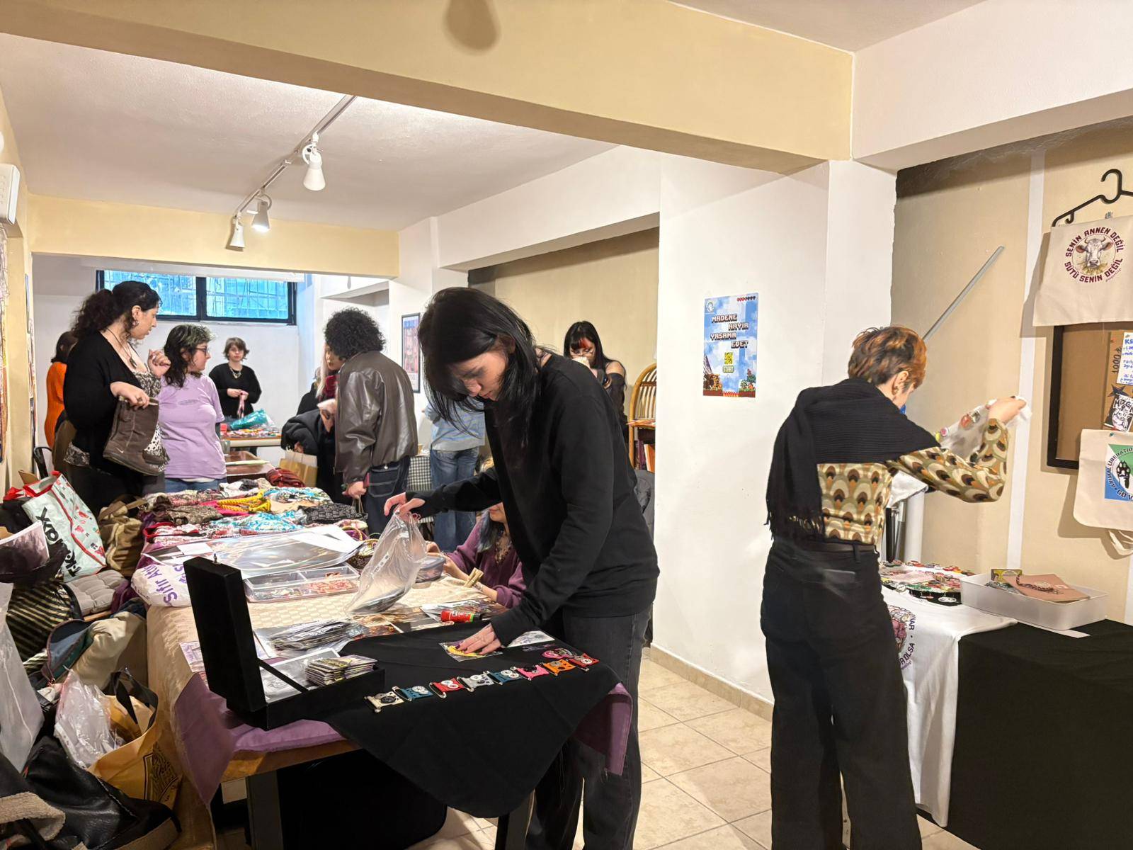 Bağımsız sanatçılar Kadıköy’de buluştu